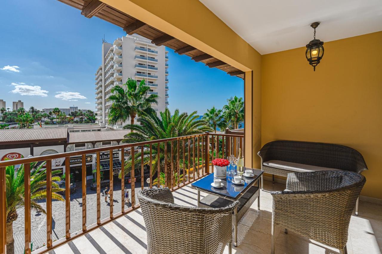 Amazing 3 Bedroom Apartment On The First Line Of The Best Las Americas Beach, Air Conditioner And Terrace Ocean View Playa de las Americas  Exterior photo