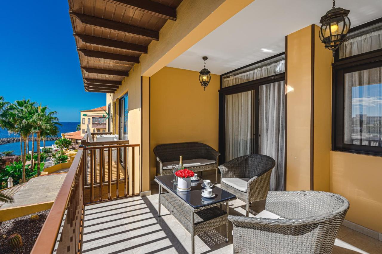 Amazing 3 Bedroom Apartment On The First Line Of The Best Las Americas Beach, Air Conditioner And Terrace Ocean View Playa de las Americas  Exterior photo
