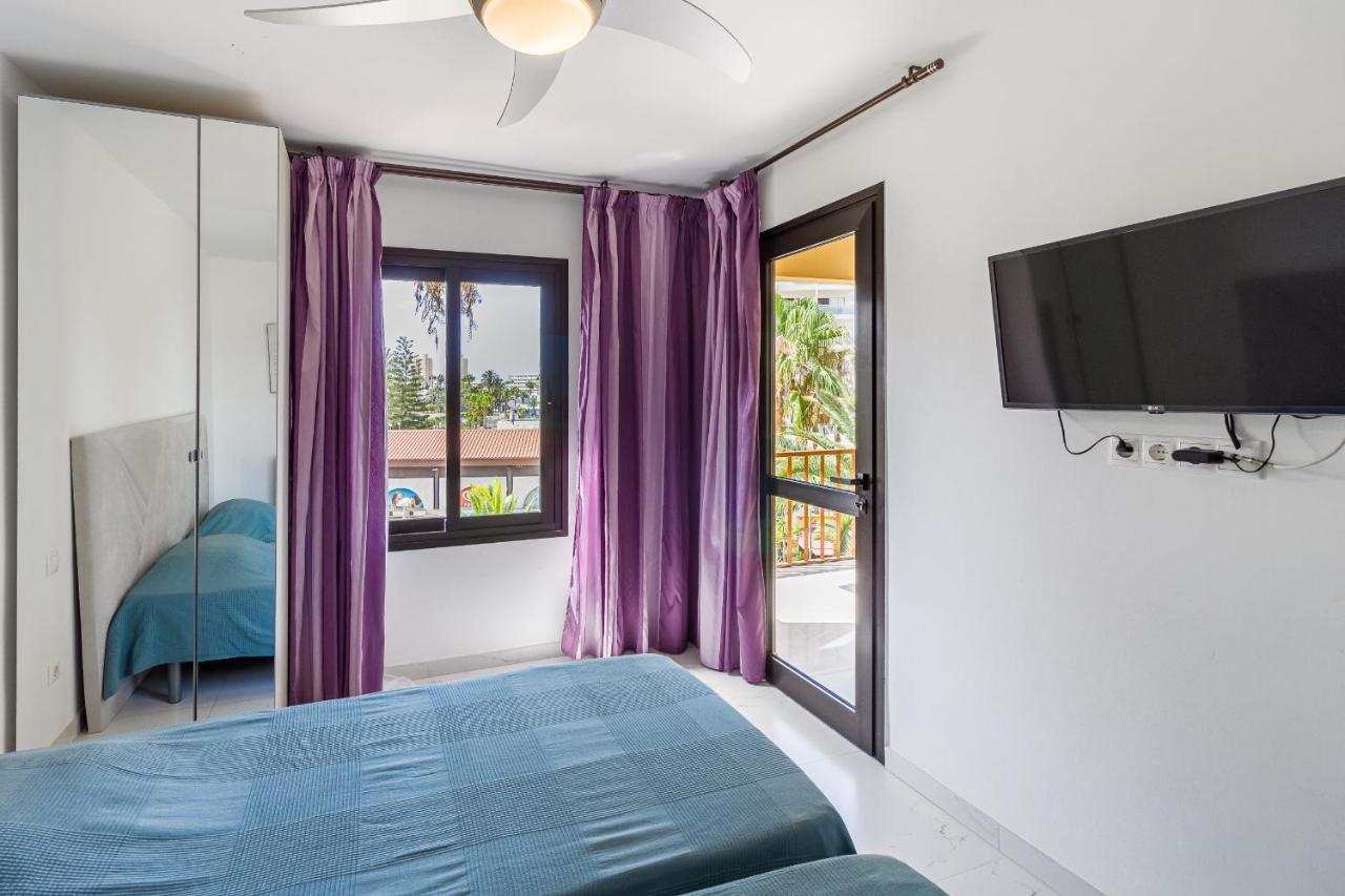 Amazing 3 Bedroom Apartment On The First Line Of The Best Las Americas Beach, Air Conditioner And Terrace Ocean View Playa de las Americas  Exterior photo