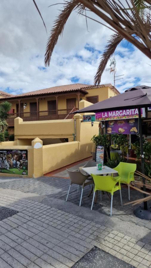 Amazing 3 Bedroom Apartment On The First Line Of The Best Las Americas Beach, Air Conditioner And Terrace Ocean View Playa de las Americas  Exterior photo